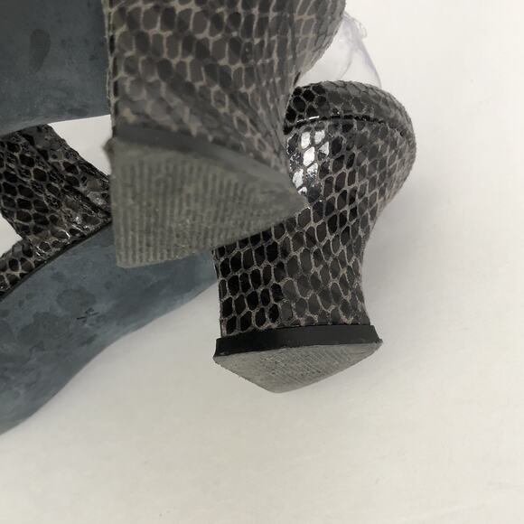 THIERRY RABOTIN Kitten Heel Shoes Sz 36.5 / 6.5 Snake Adjustable Straps Italy - Picture 11 of 14